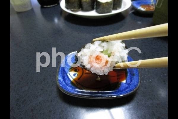 寿司を食べる.jpg